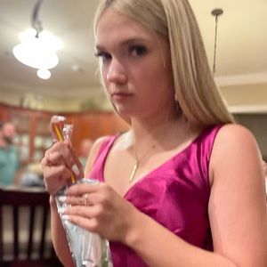 Meet your Posher, Emilee